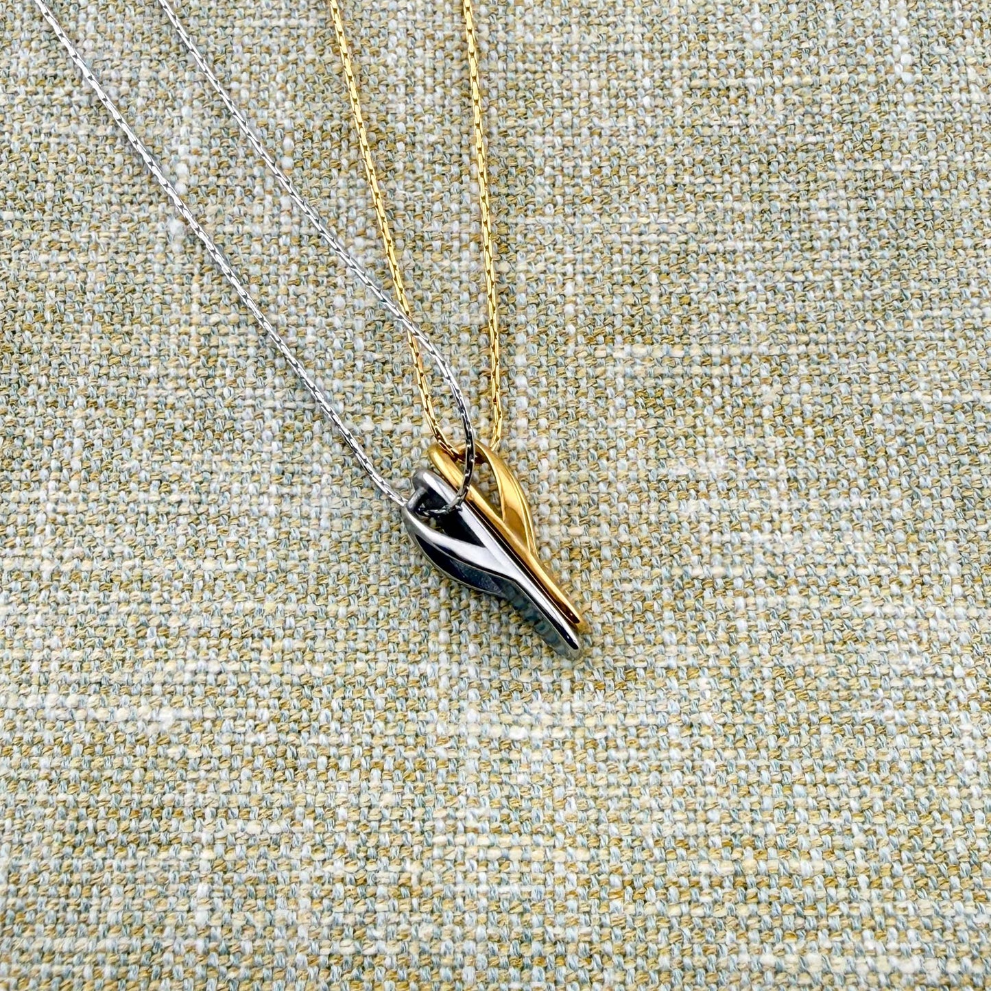 Tsinelas “Flip Flop” Charm Necklace