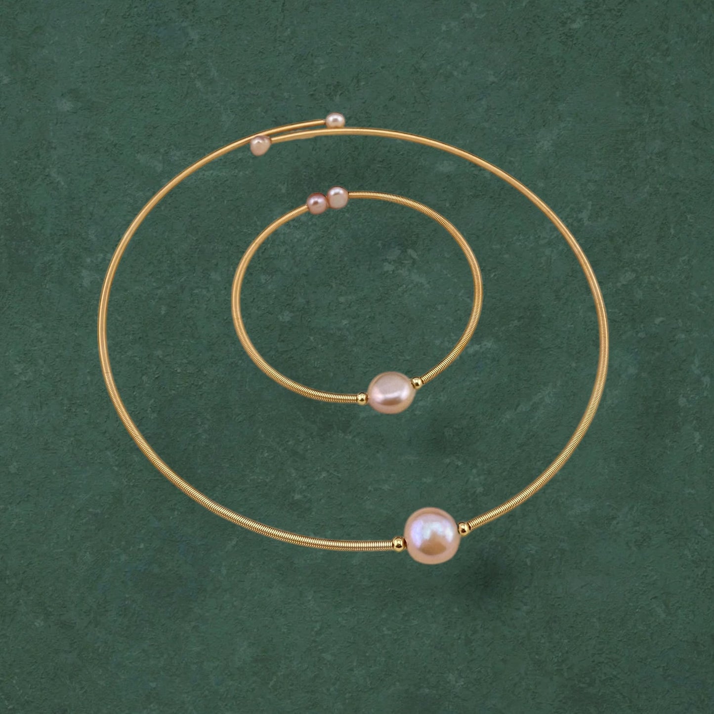 Peach Pearl Open Choker, Bangle and Earrings Gift Set