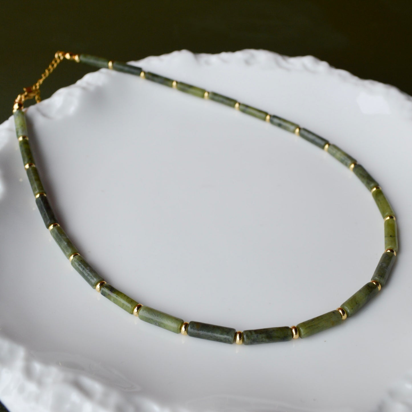 Canadian Jade Column Necklace – Natural Gemstone