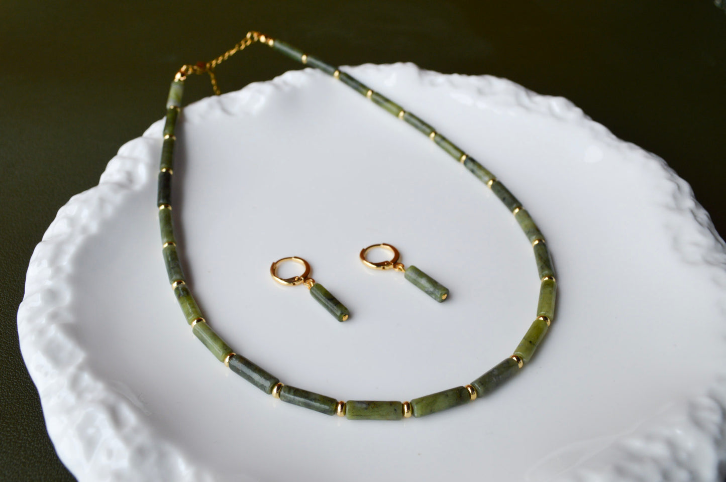 Canadian Jade Column Necklace – Natural Gemstone