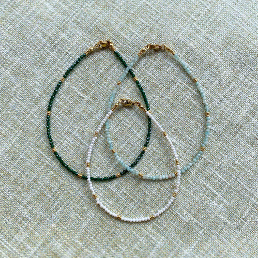 Dainty freshwater pearl anklet with natural pearls and 18K gold plated stainless steel chain, minimalist handmade jewelry