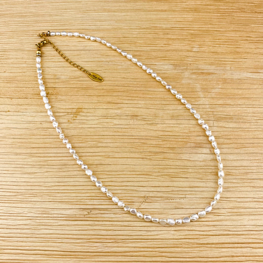 Rice pearl necklace with natural freshwater pearls and 18K gold plated stainless steel chain, dainty handmade jewelry
