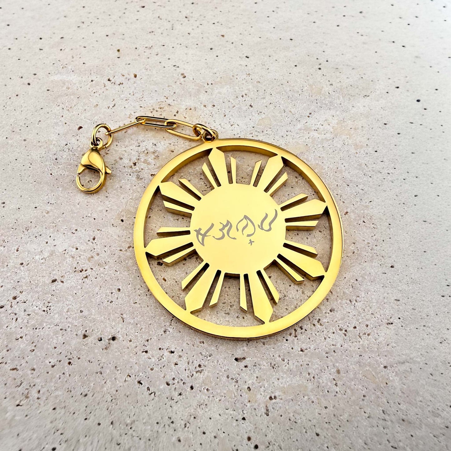 Statement Araw Bag Charm