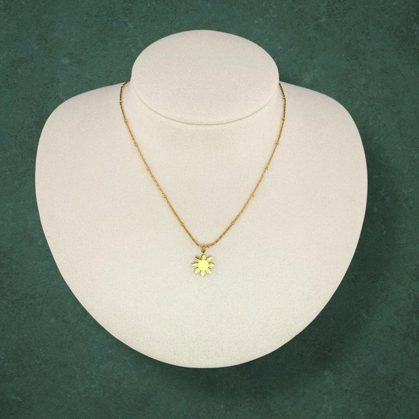 Dainty Araw Necklace
