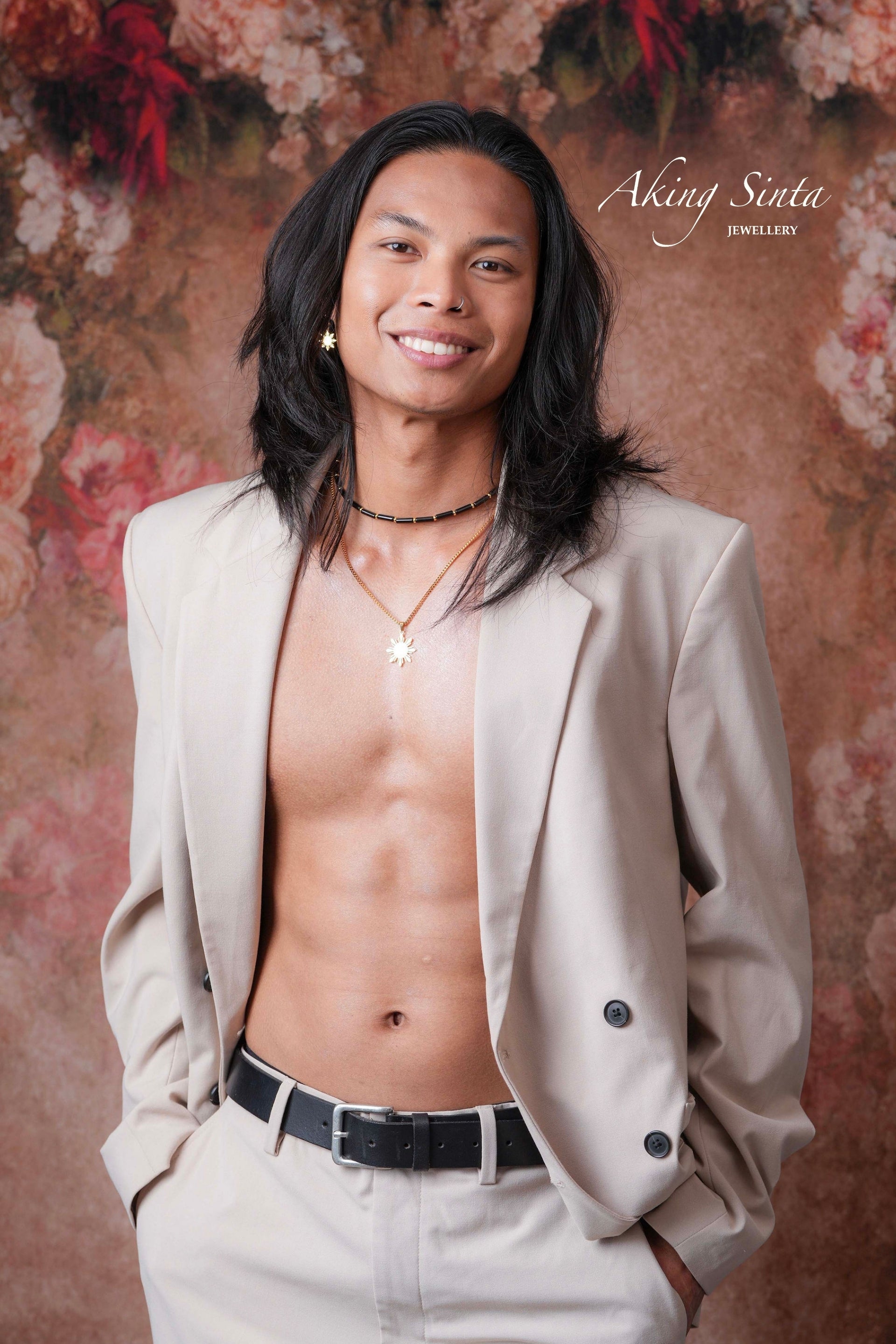 Aking Sinta Araw Chunky Box Chain Necklace worn by man with long hair in open blazer